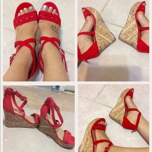 Mossimo daytime  open toed shoes.